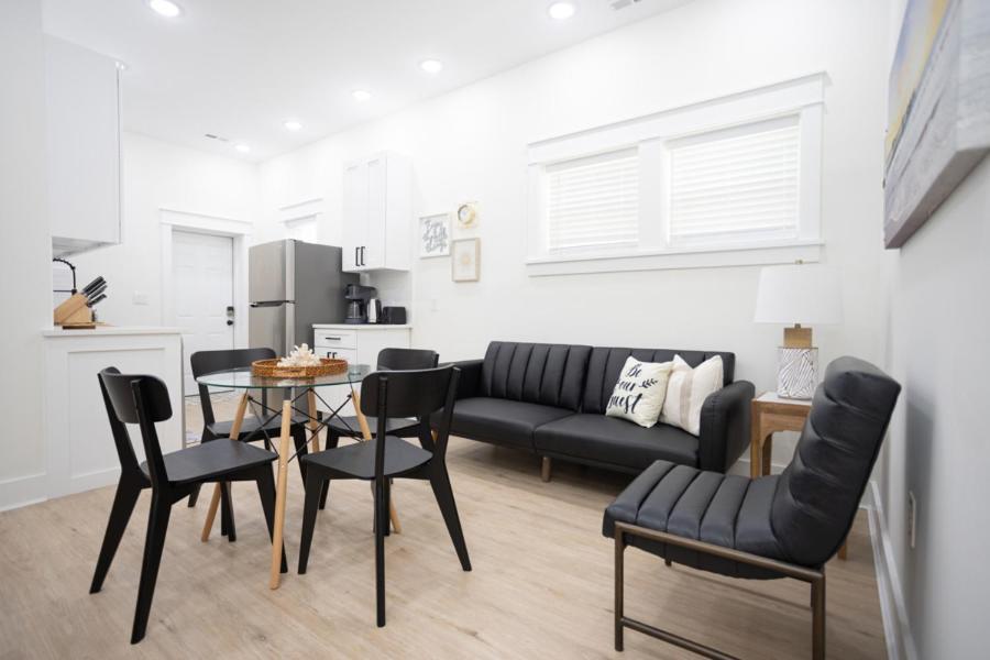 Fully Renovated 2 Bdr ,short Walk To The