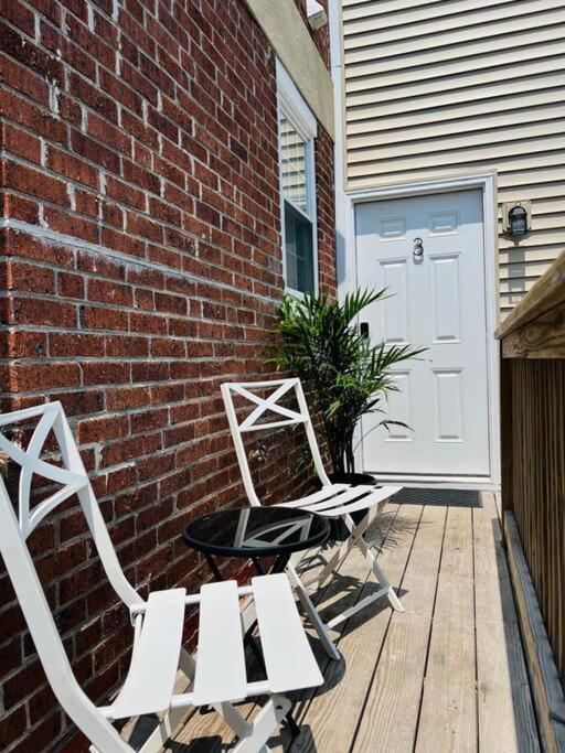 Fully Renovated 4 Bdr 1.5 Block To And Convention Center Wildwood