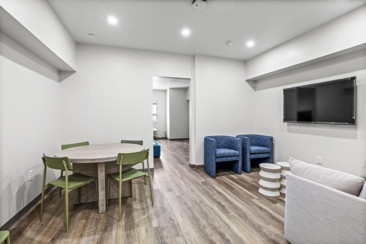 Hotel Seaport 5*