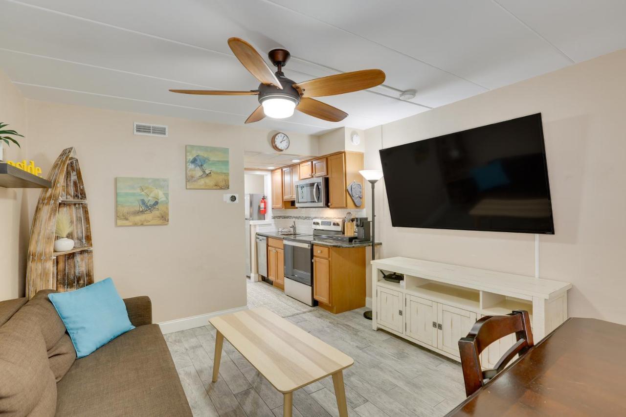 Apartment With Community Pool Walk To Beach! *