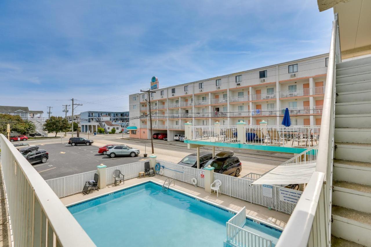 Apartment With Community Pool Walk To Beach! *