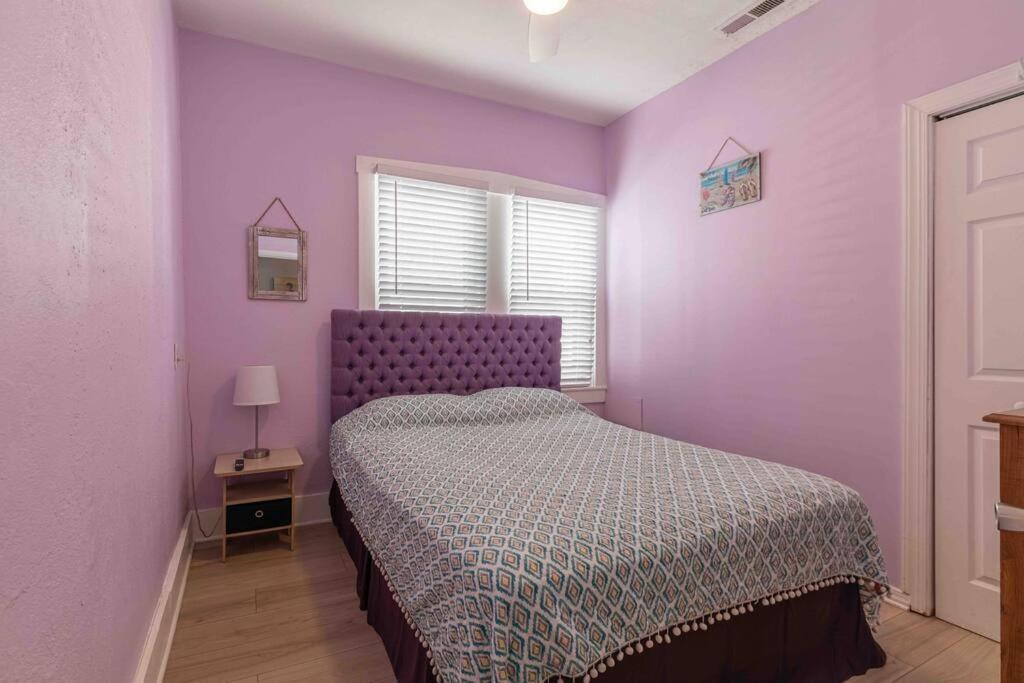 The House - 6 Bedrooms - / Boardwalk
