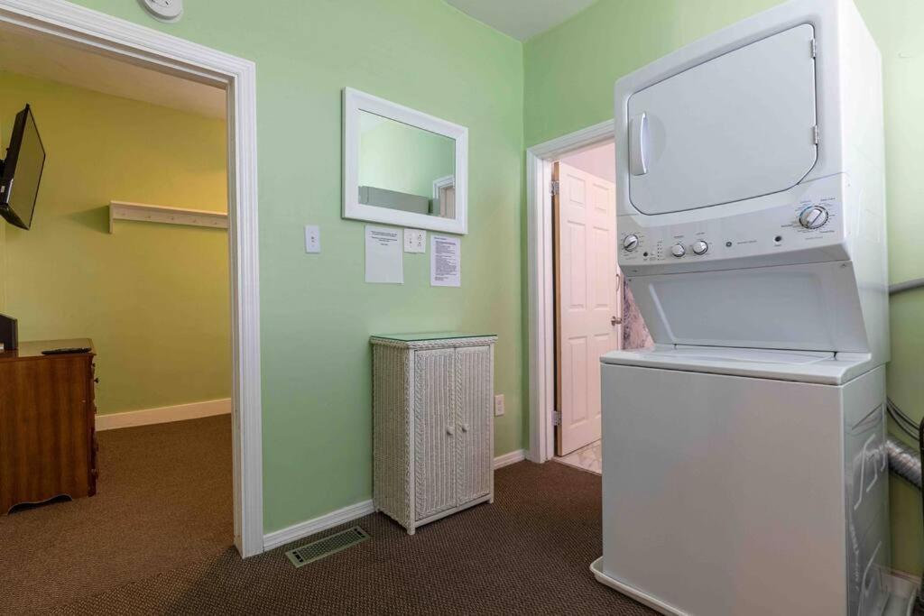 The House - 6 Bedrooms - / Boardwalk * Wildwood