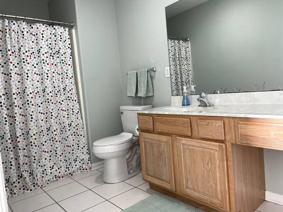 Fabulous 4br Only 1.5 Blocks To The Beach! Wildwood