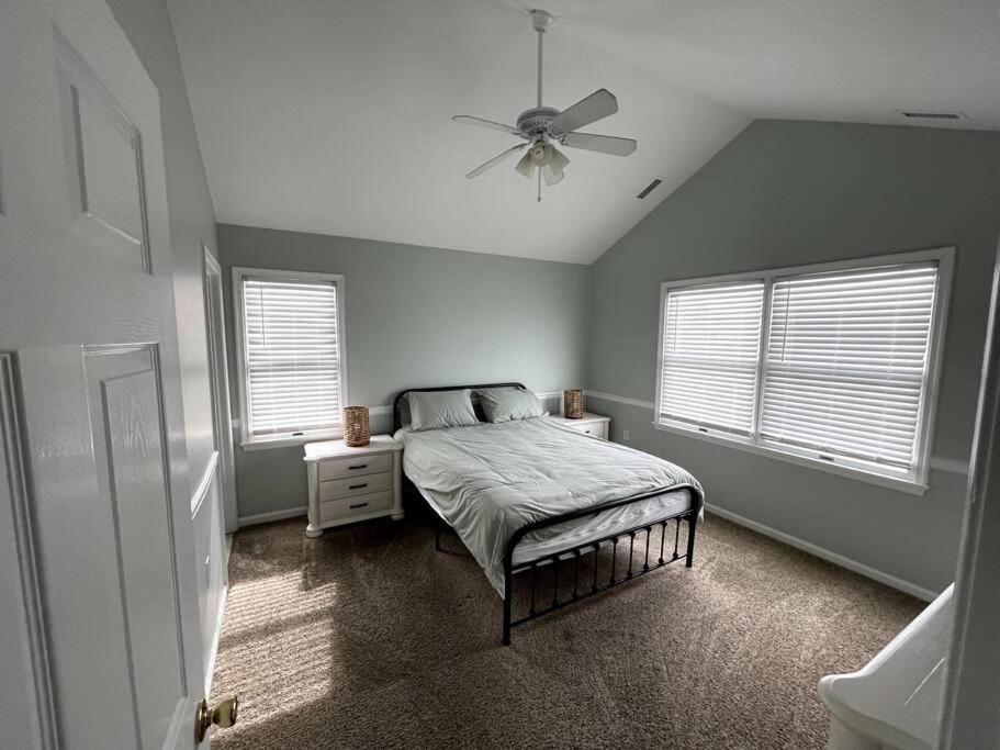 Fabulous 4br Only 1.5 Blocks To The Beach! * Wildwood