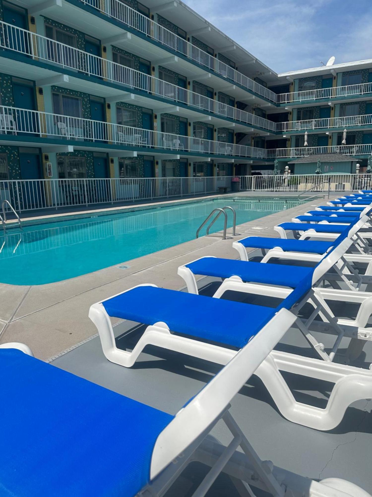 Royal Canadian Motel 3*