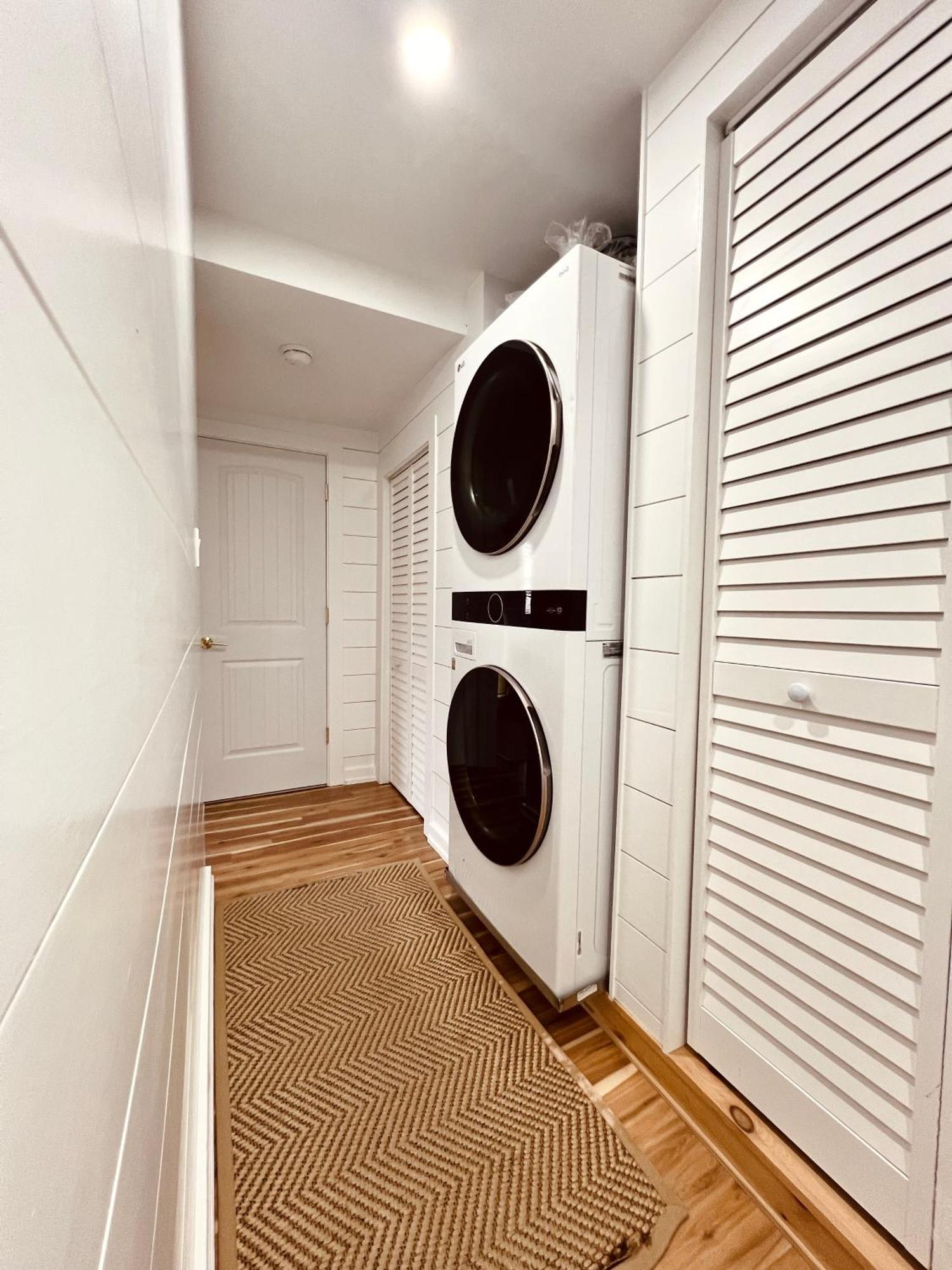 Unique 3 Bedroom 1,5 Ba Entire House In The Heart Of Wildwood! * Wildwood