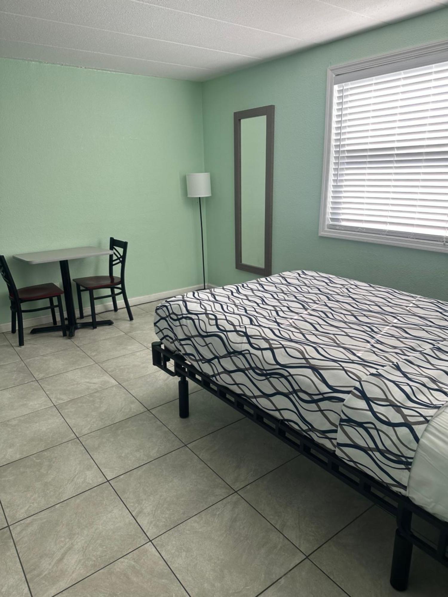 Motel Royal Canadian 3*