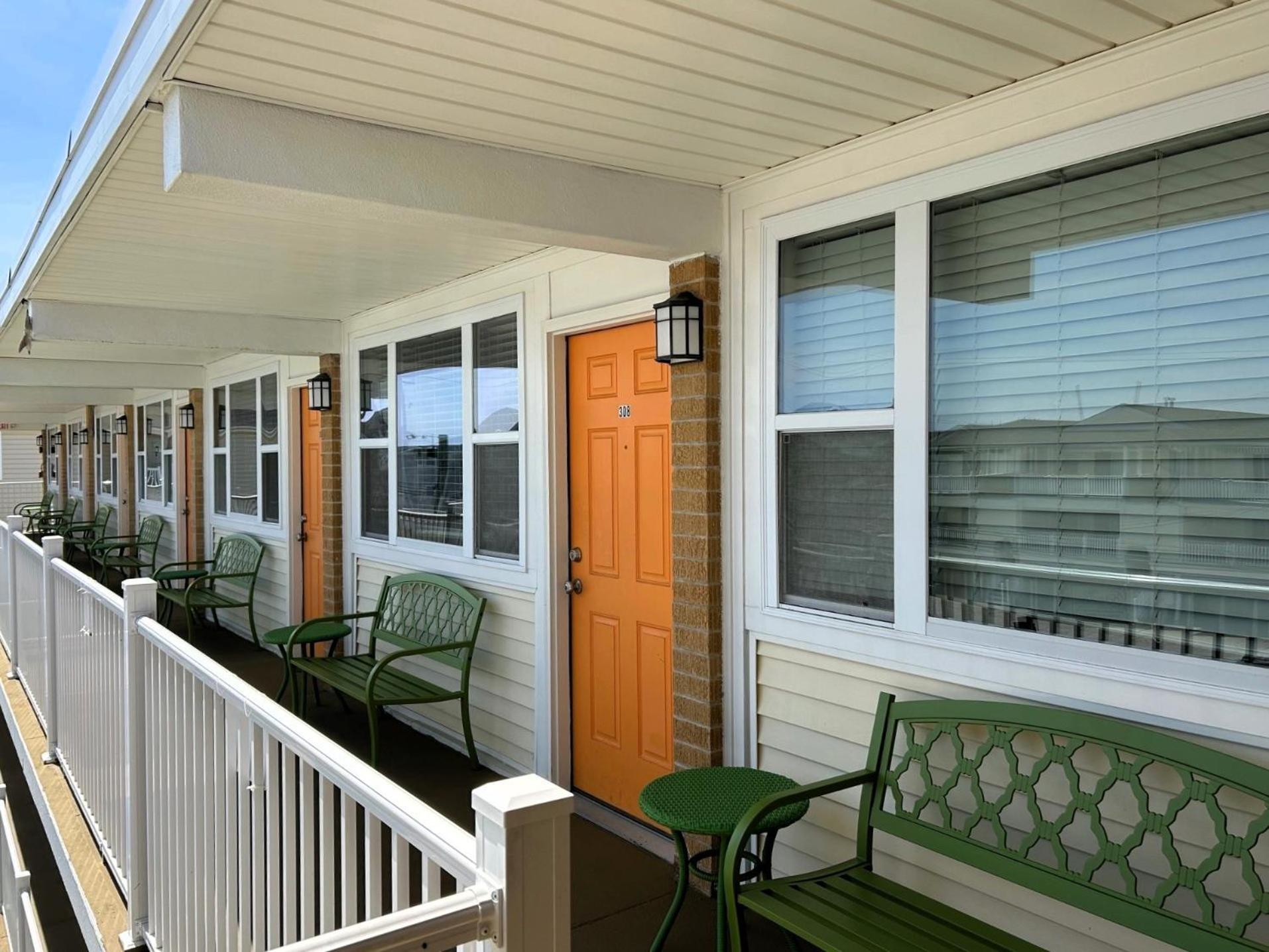 Motel Esplanade - A Sundance Vacations