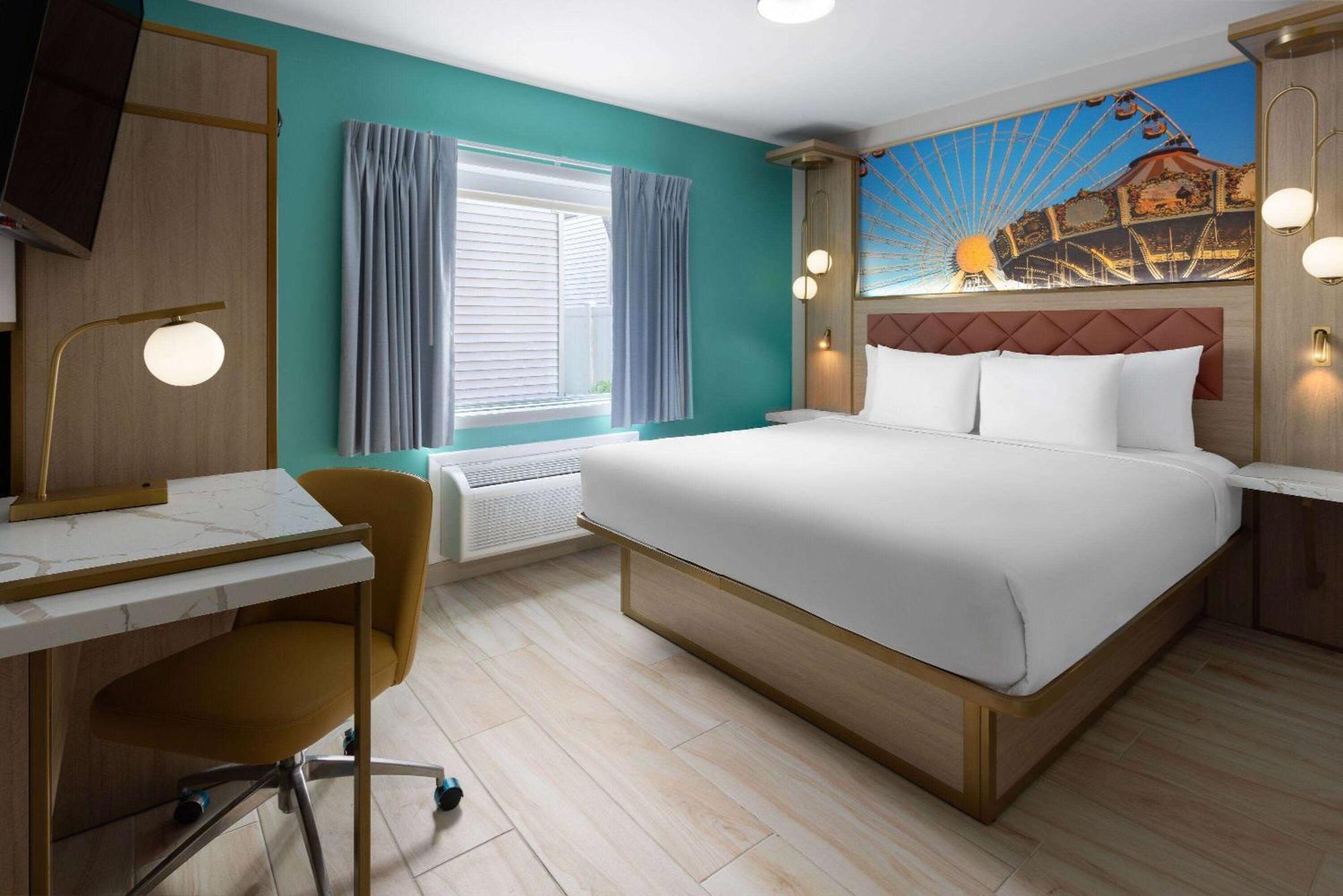 The Vibes Hotel, Trademark Collection By Wyndham 2*