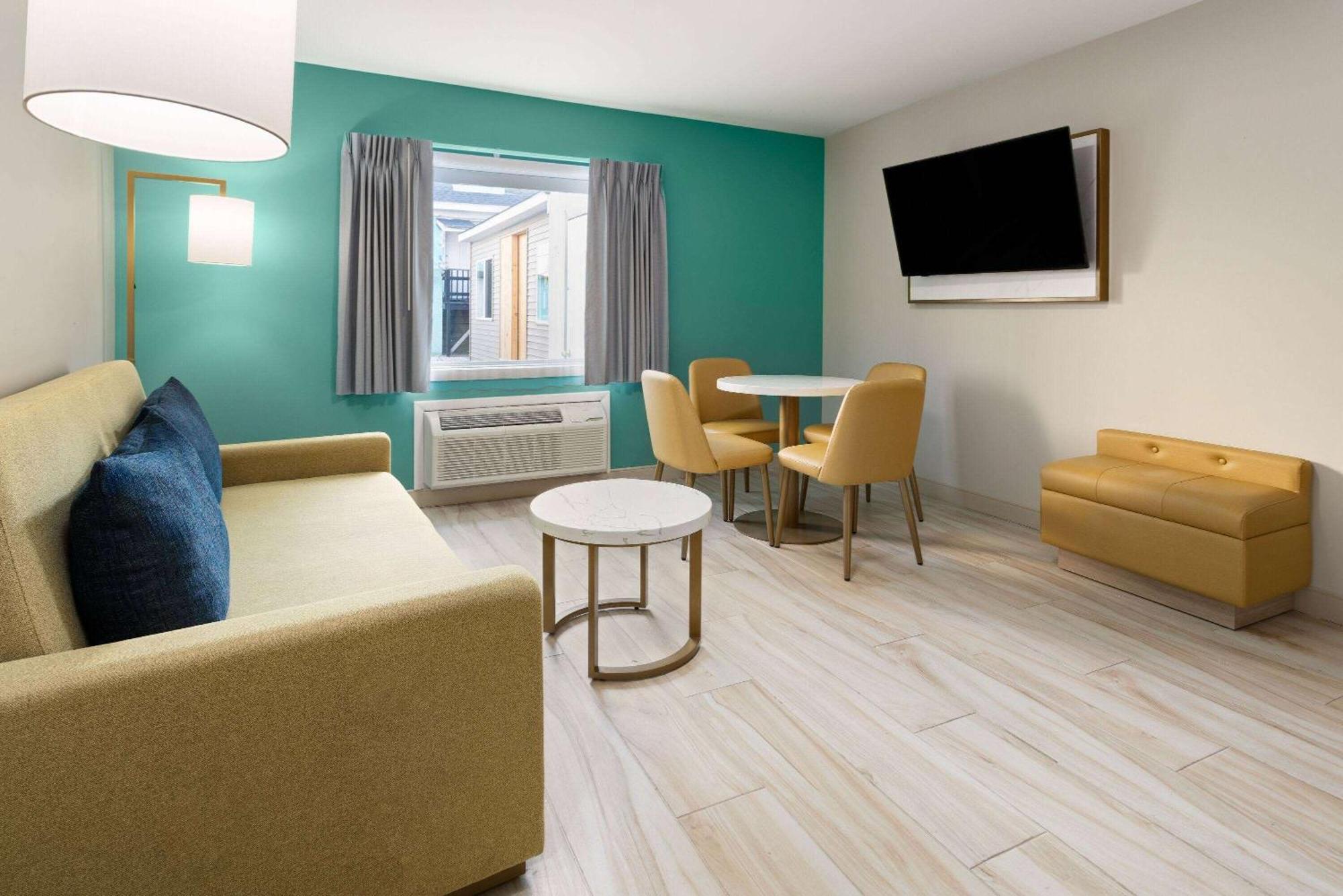The Vibes Hotel, Trademark Collection By Wyndham Wildwood