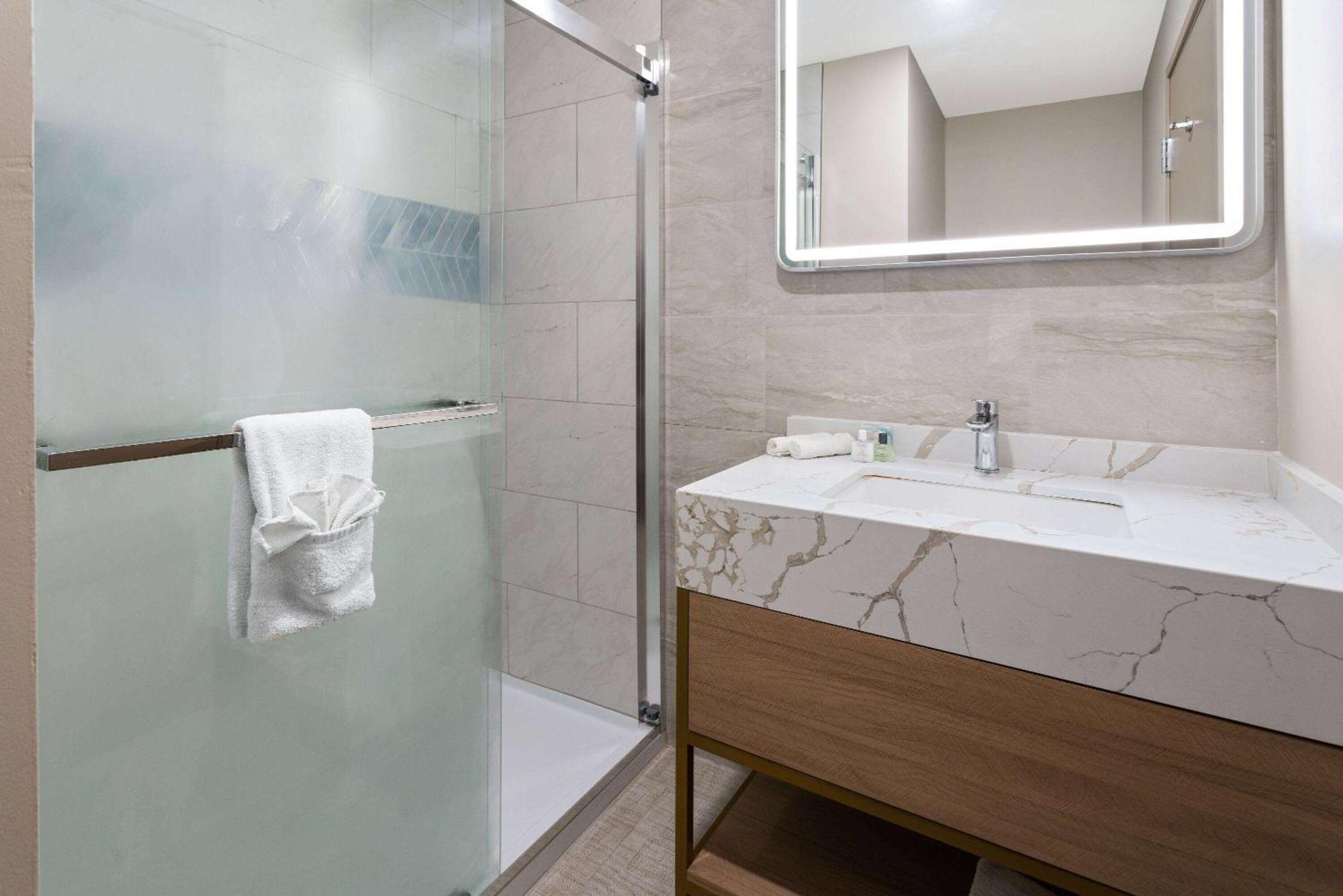 The Vibes Hotel, Trademark Collection By Wyndham Motel Wildwood