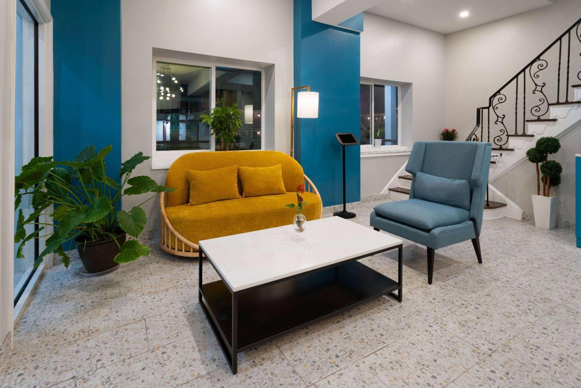 The Vibes Hotel, Trademark Collection By Wyndham 2*