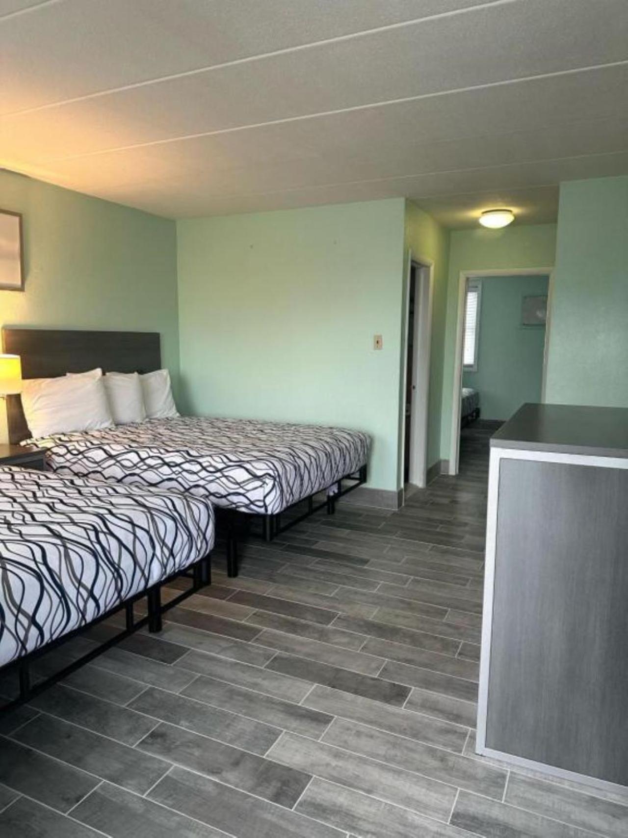 Royal Canadian Motel