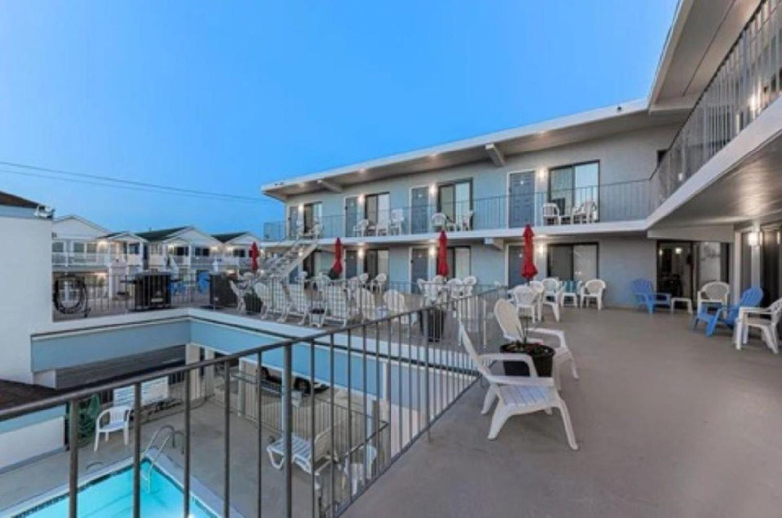 3201 Atlantic Ave, Unit 310