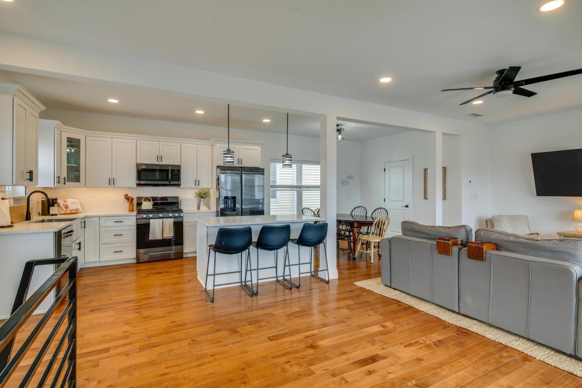 Holiday home The Kraken Townhome Half Mi To Beach!
