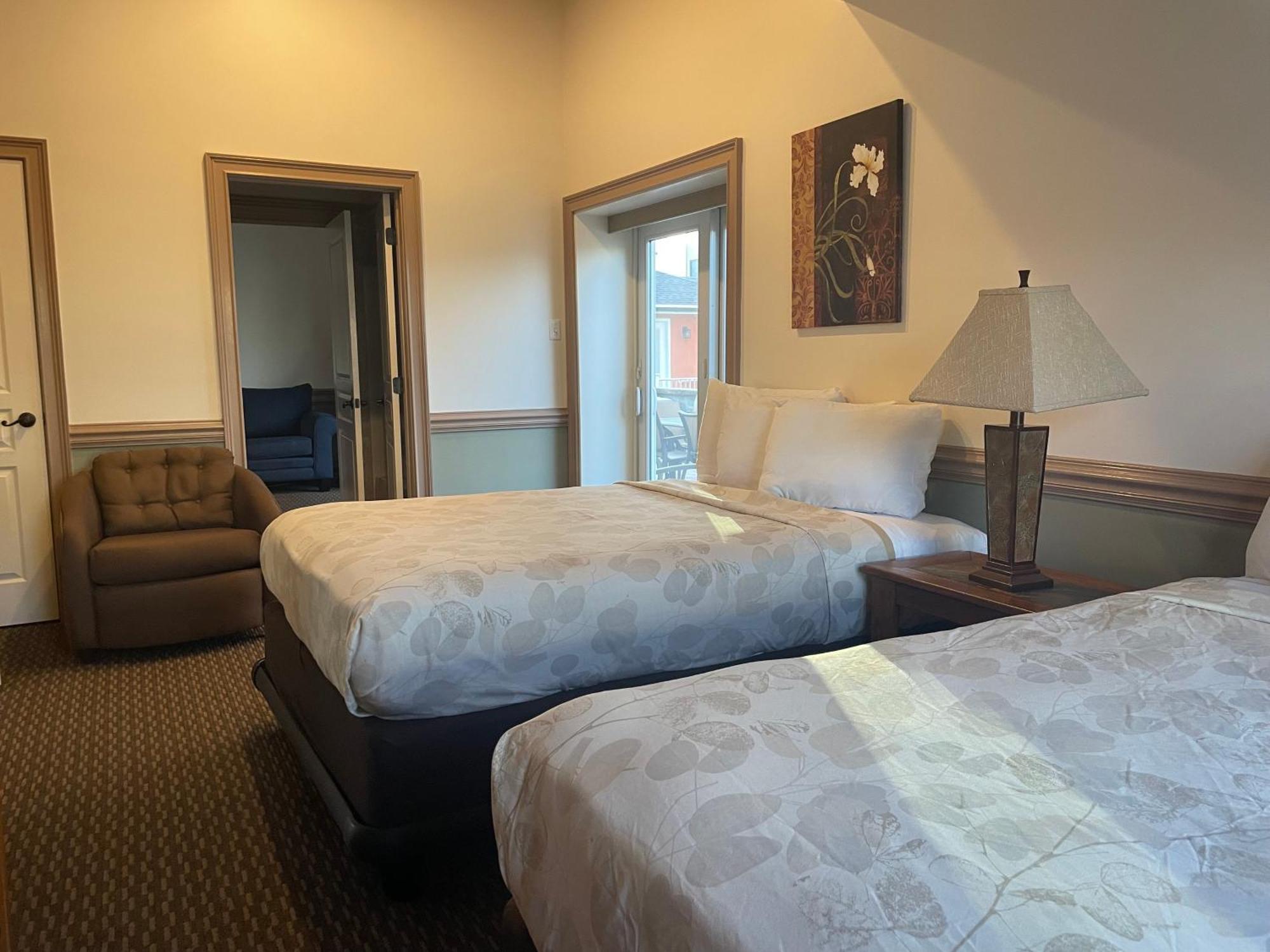 Ala Moana & Motel Wildwood
