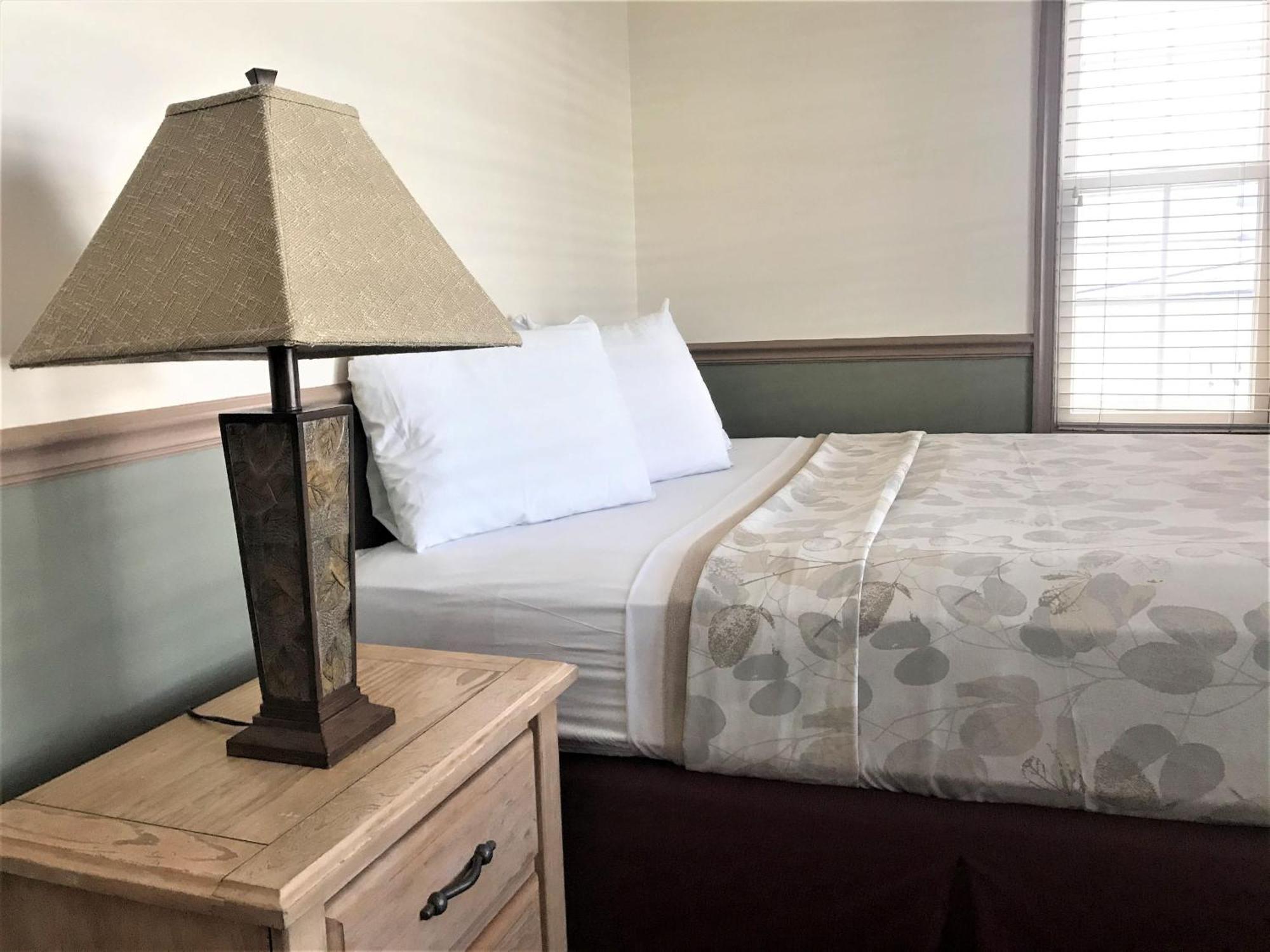 Ala Moana & Motel