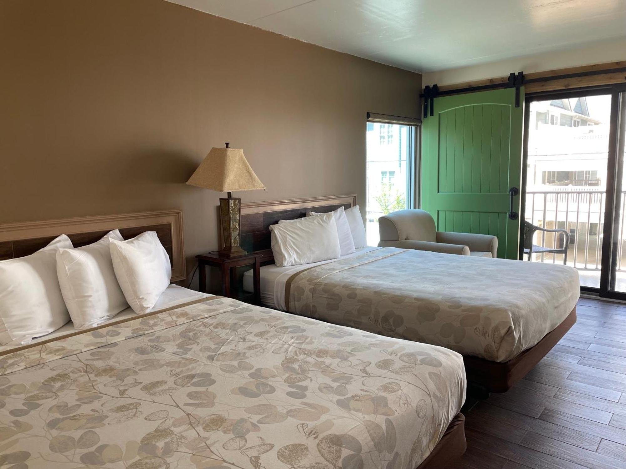Ala Moana & Motel