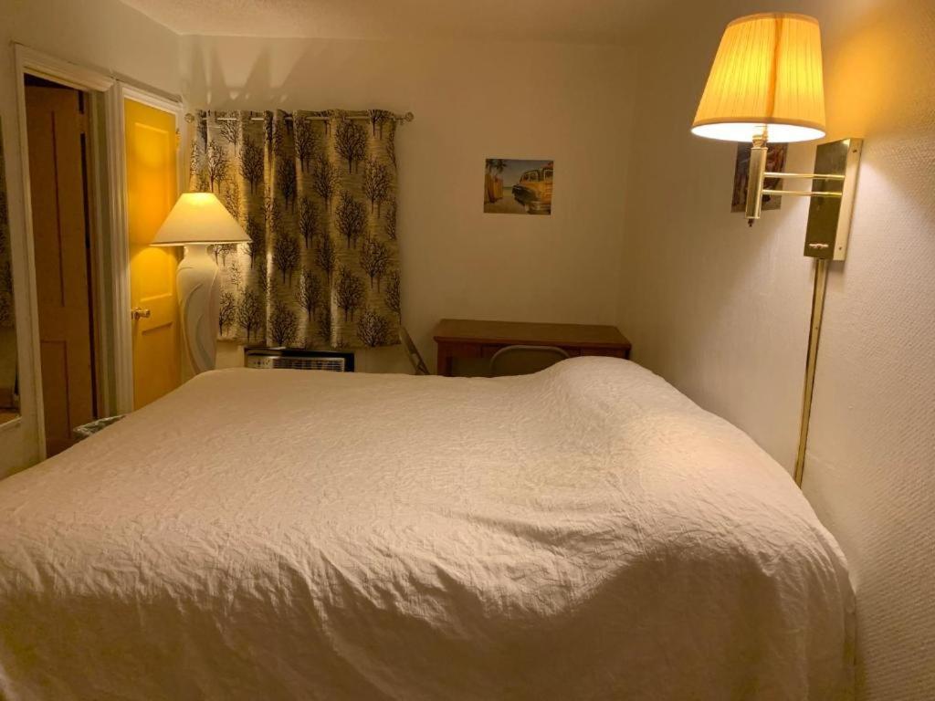 Motel Sunshine Motel 2*