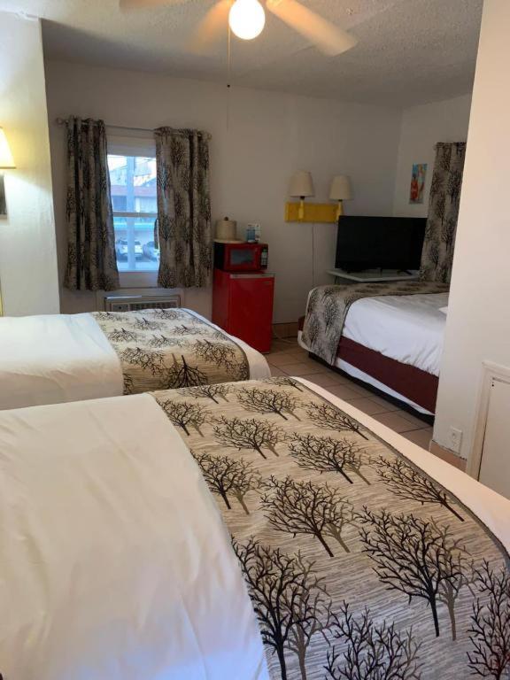 Sunshine Motel Wildwood
