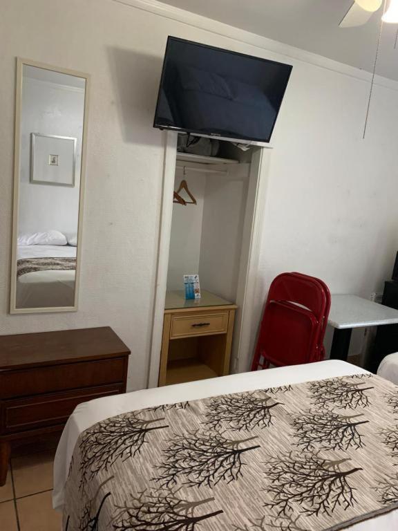 Sunshine Motel Motel 2*