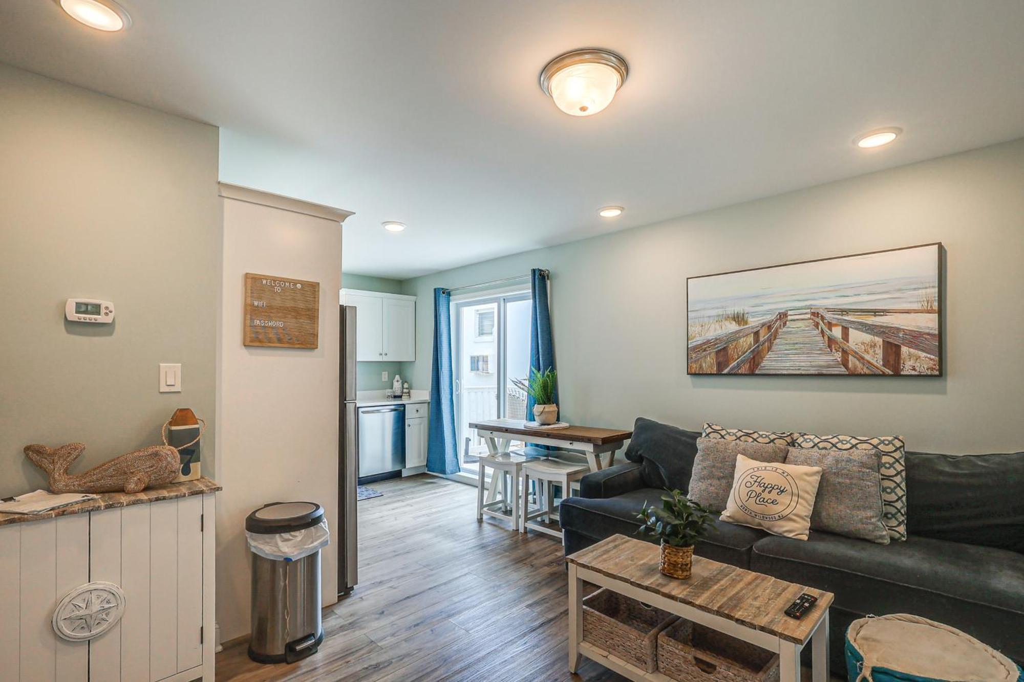 With Pool Access - Walk To
