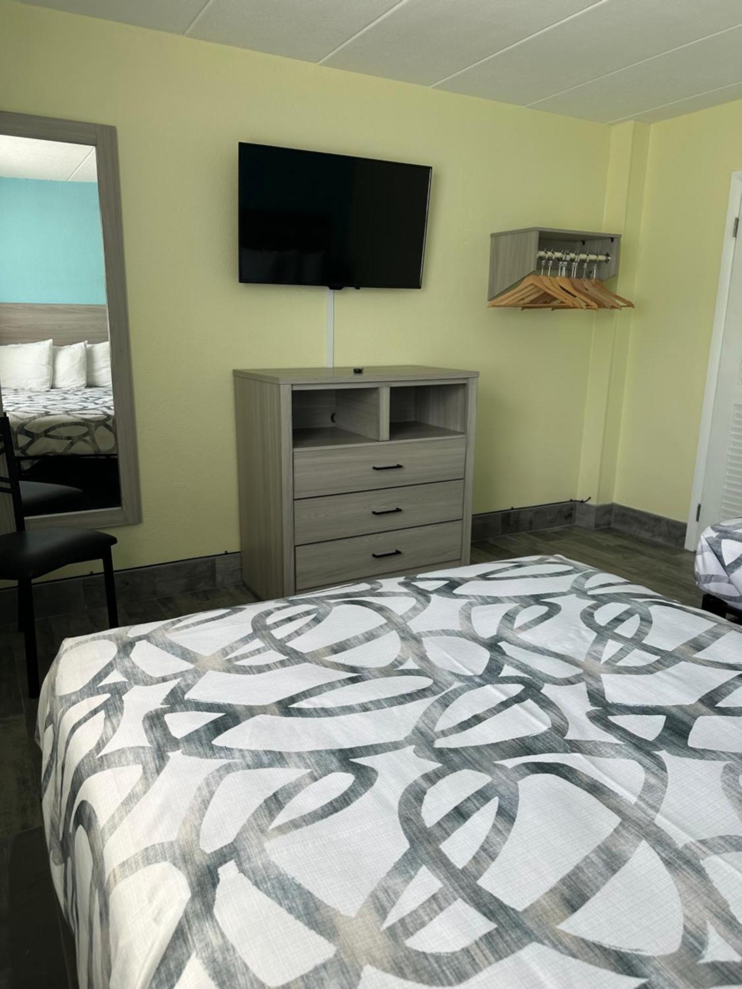 Royal Canadian Motel