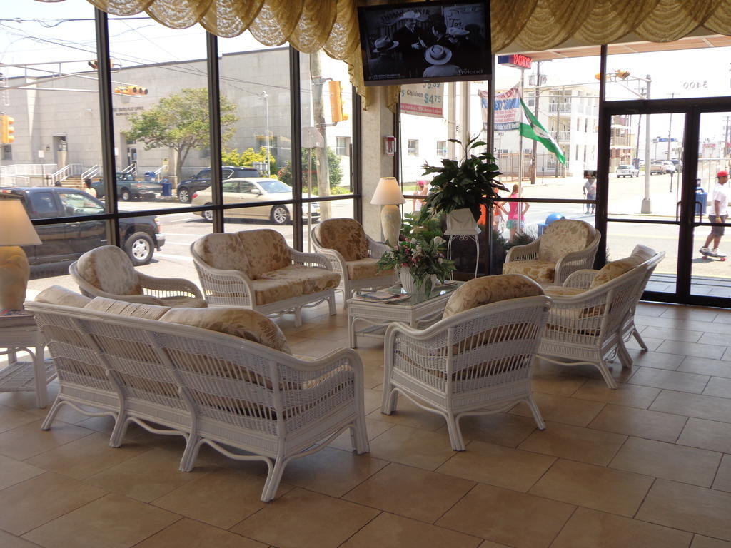Terrace Motor