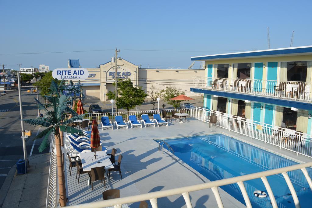 Motel Royal Court 2*
