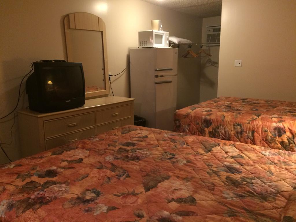 Royal Court Wildwood