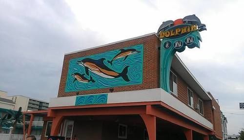 Dolphin Motel