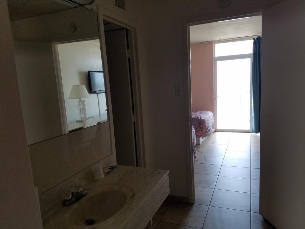 Terrace Motor Motel 3*