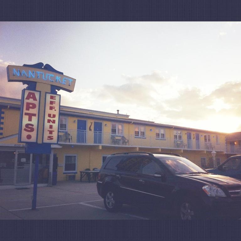 Nantucket & Motel