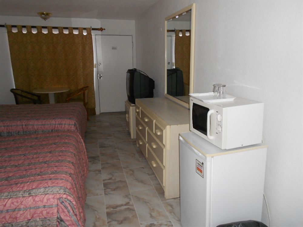 Motel Sea Foam 2*