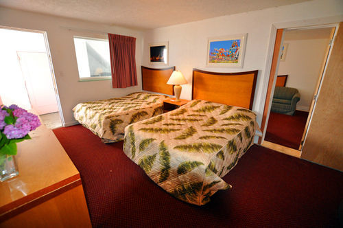Motel Surfcomber 2*