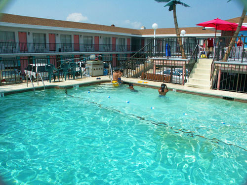 Motel Surfcomber Wildwood