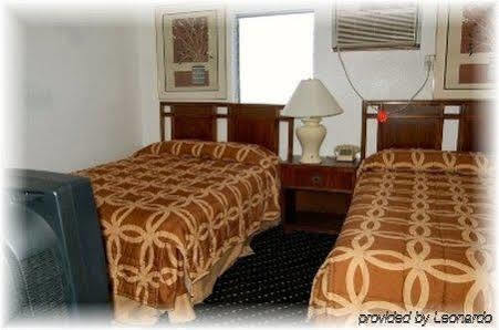 Motel Sea Foam 2*
