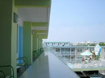 Motel Tropicana & Boardwalk Wildwood