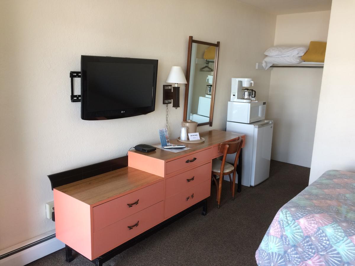 Motel Crystal Sands 2*