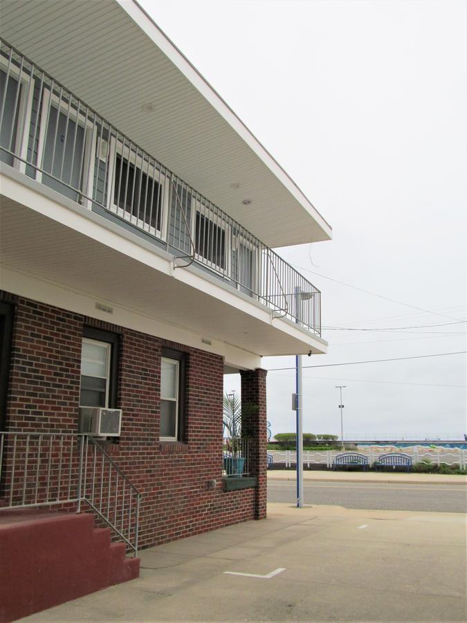 Motel Rio And & Boardwalk 2*