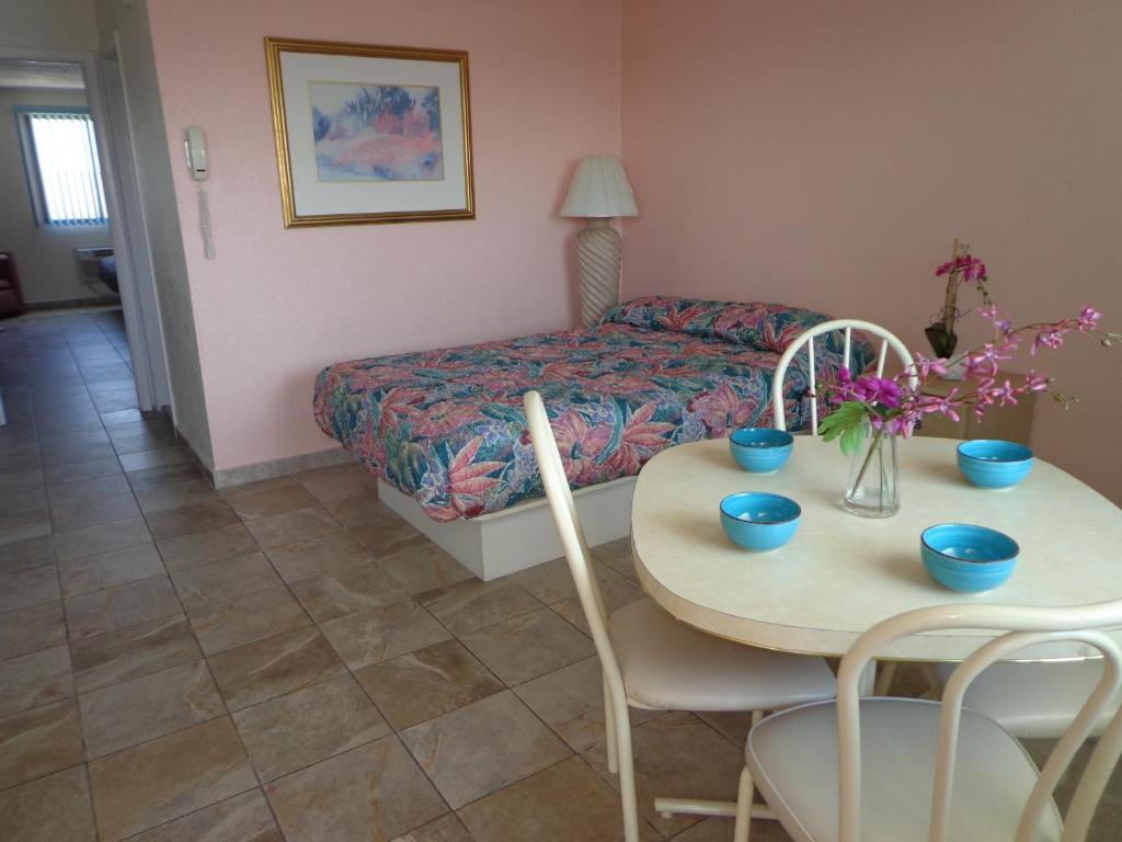Isle Of Palms Motel 3*