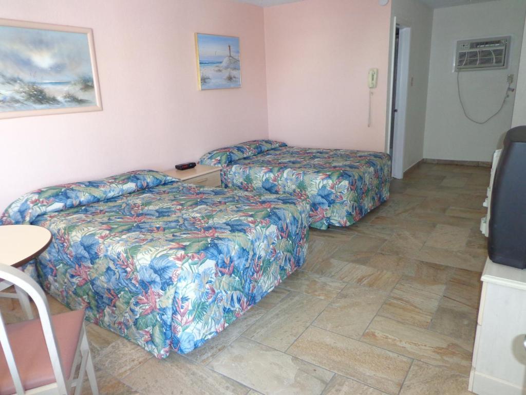 Quarterdeck 3*