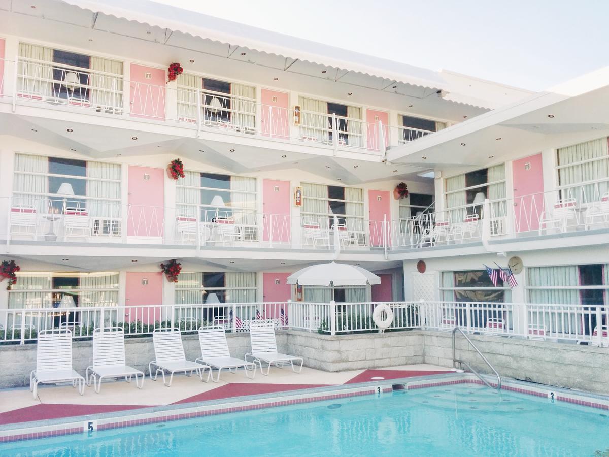 Pink Champagne
