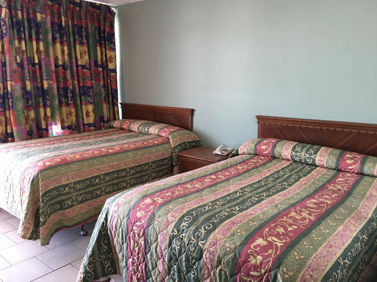 Motel Skylark