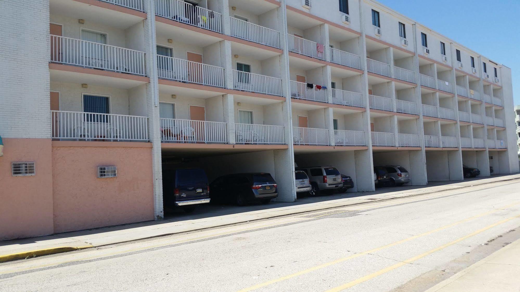 Isle Of Palms Motel