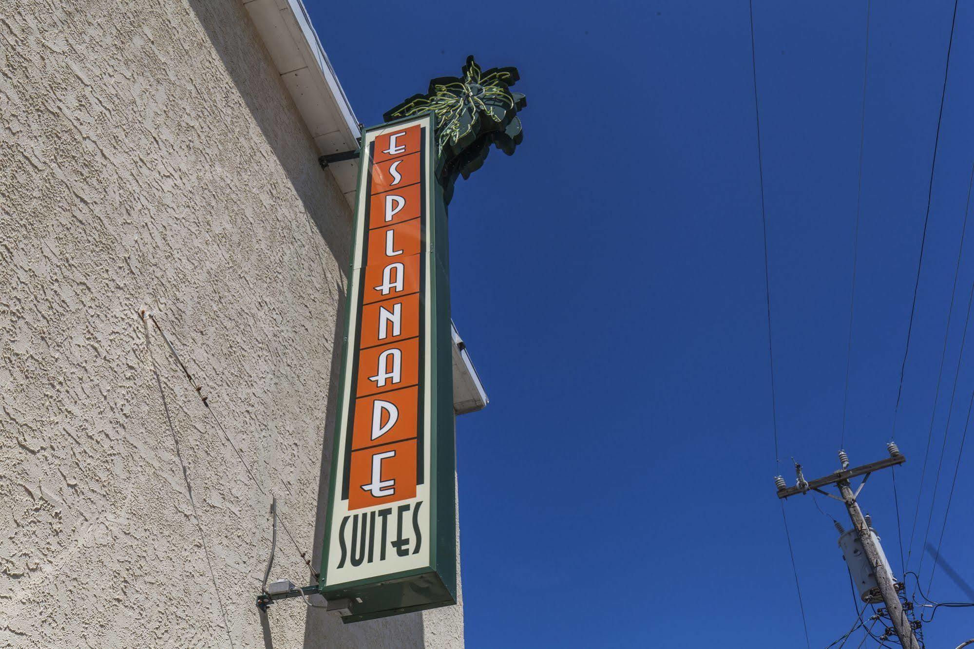 Esplanade - A Sundance Vacations Motel