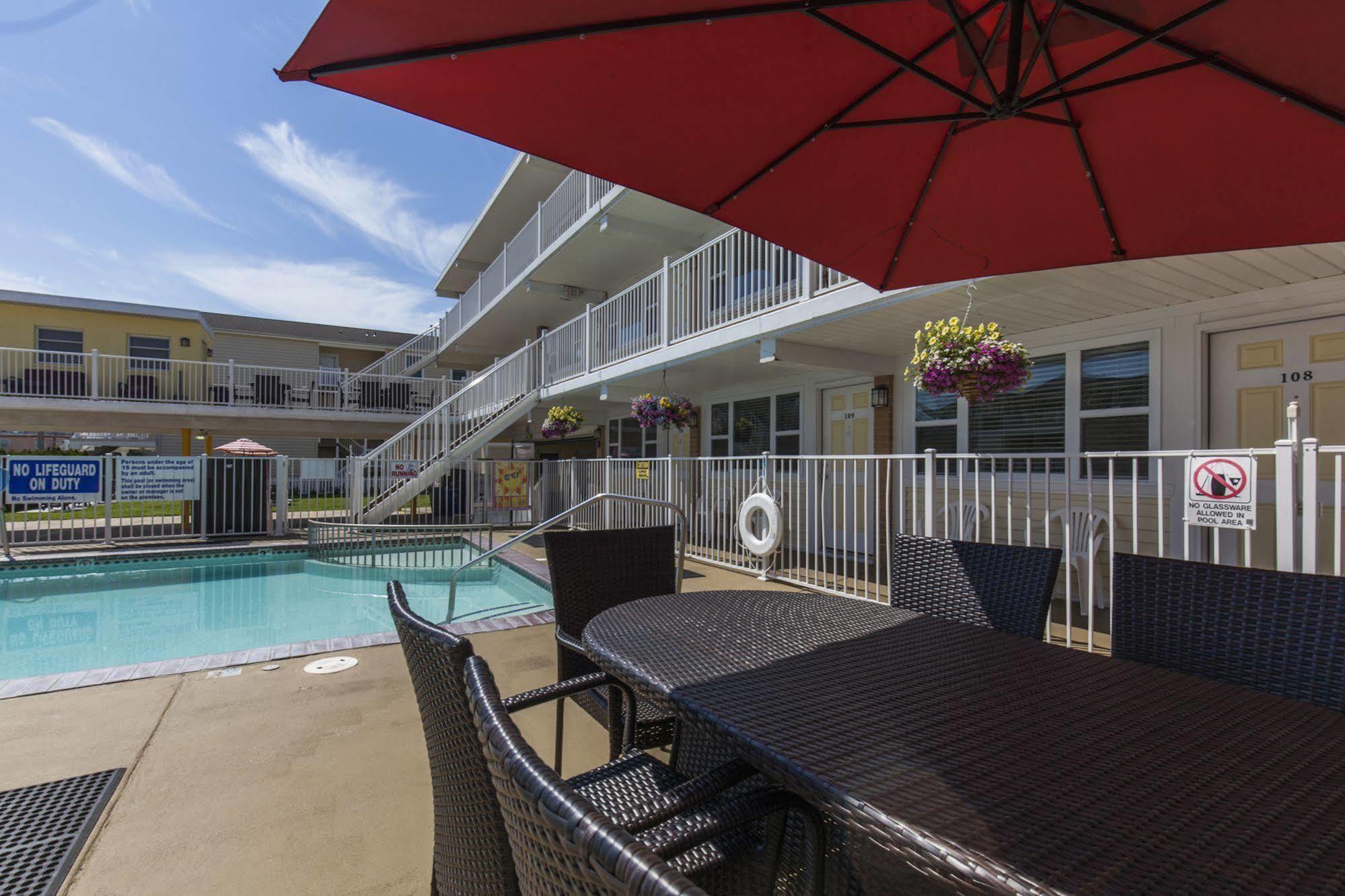 Motel Esplanade - A Sundance Vacations