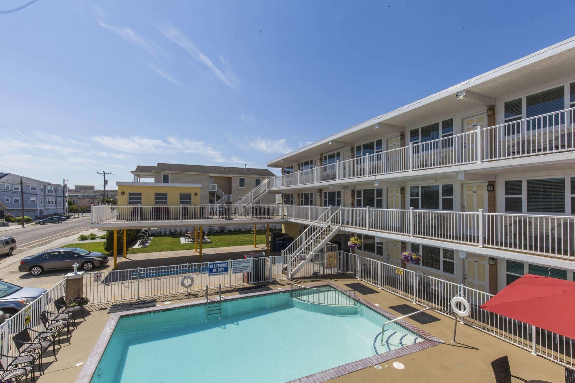 Motel Esplanade - A Sundance Vacations