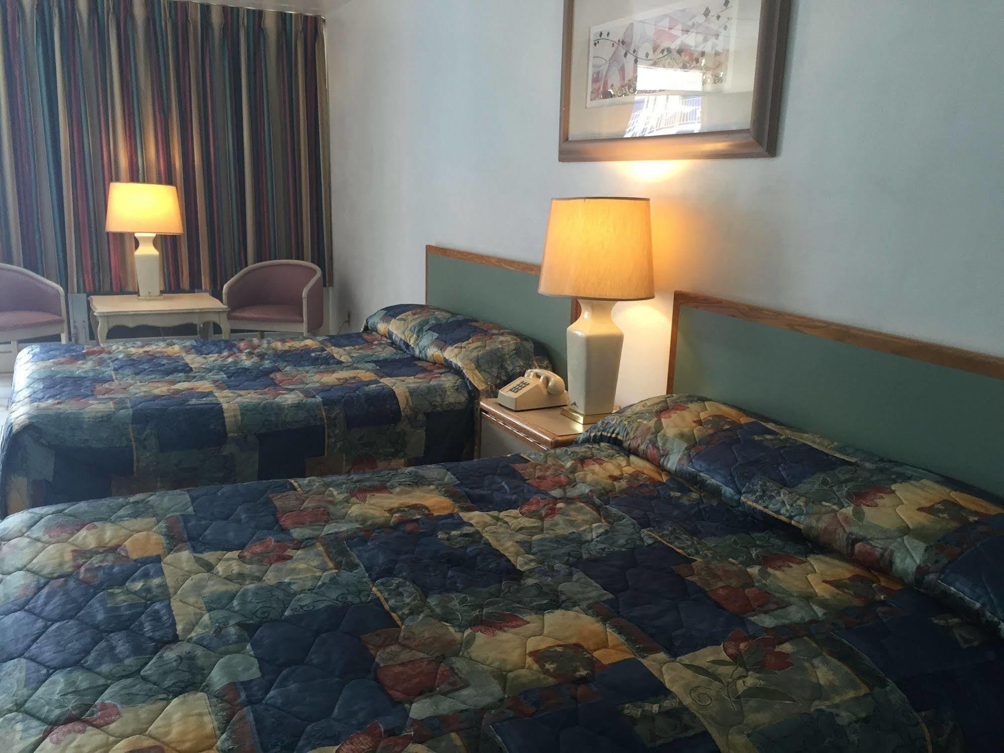 Brittany Motel 3*